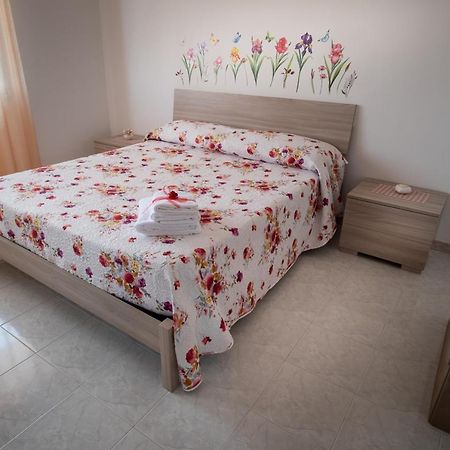 A Casa Di Emy Bed & Breakfast Bellizzi Luaran gambar